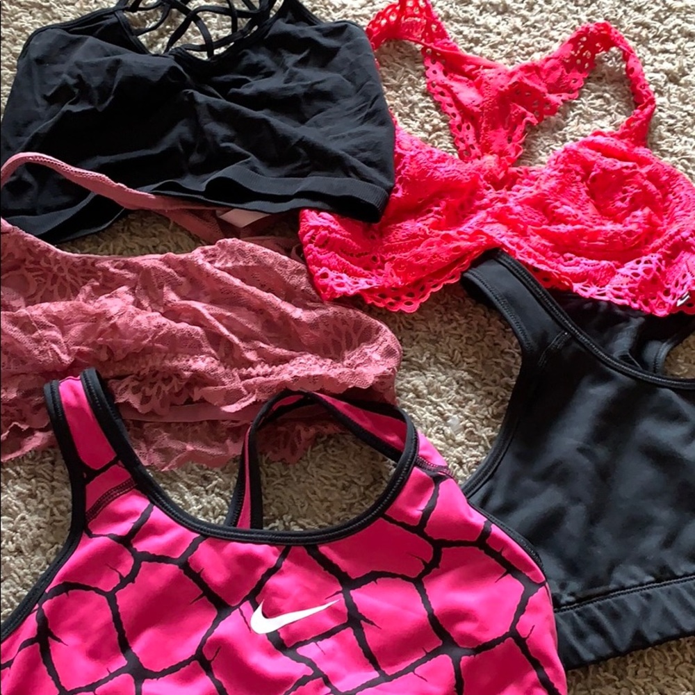 5 sports bra all without padding mediums